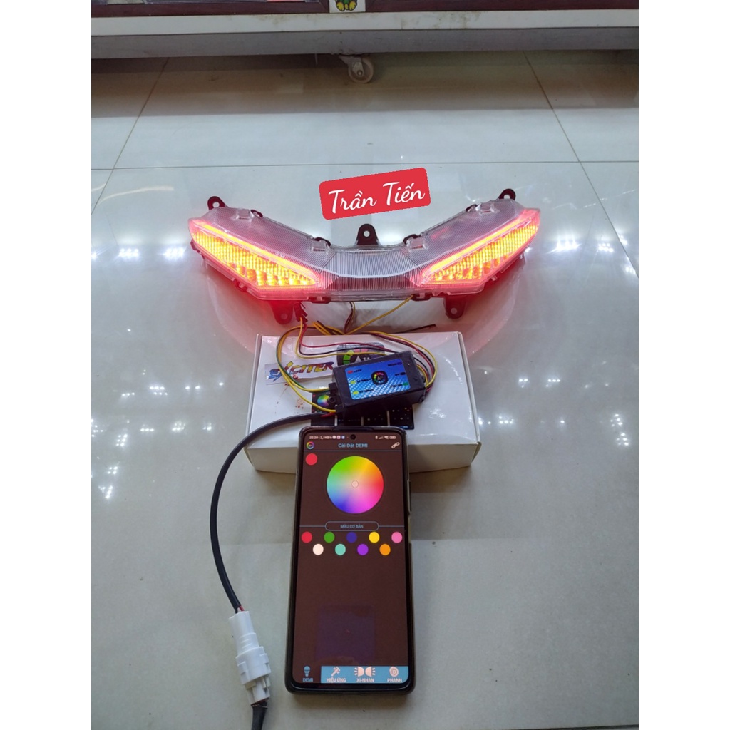 Đèn audi A11 i8 gắn Ex150 Ex155 Win X lắp đặt như zin