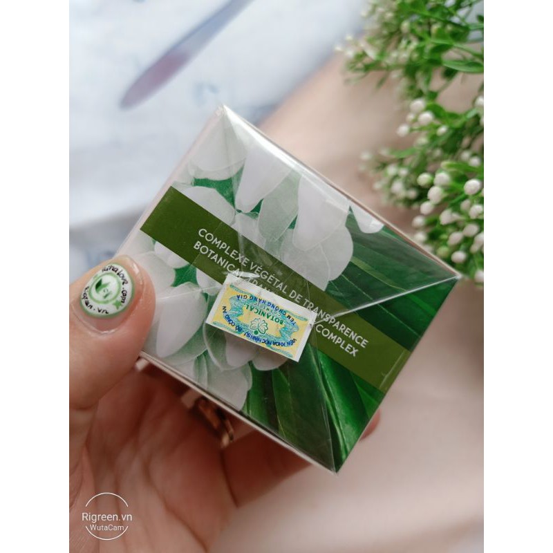 Kem Ngày đêm White Botanical Yves Rocher