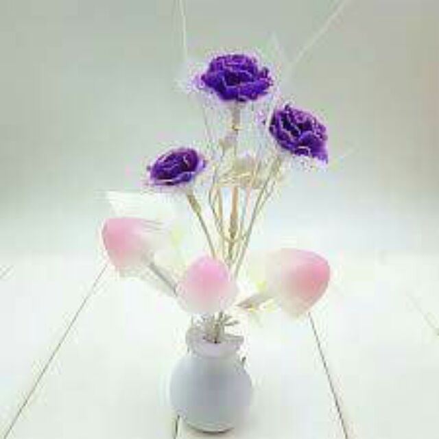 Đèn ngủ cảm ứng