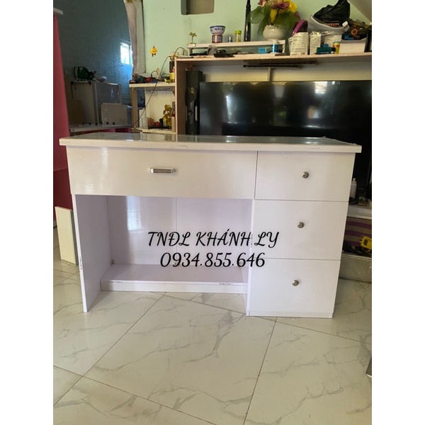 Bàn vi tính,thu tiền, bàn làm việc văn phòng