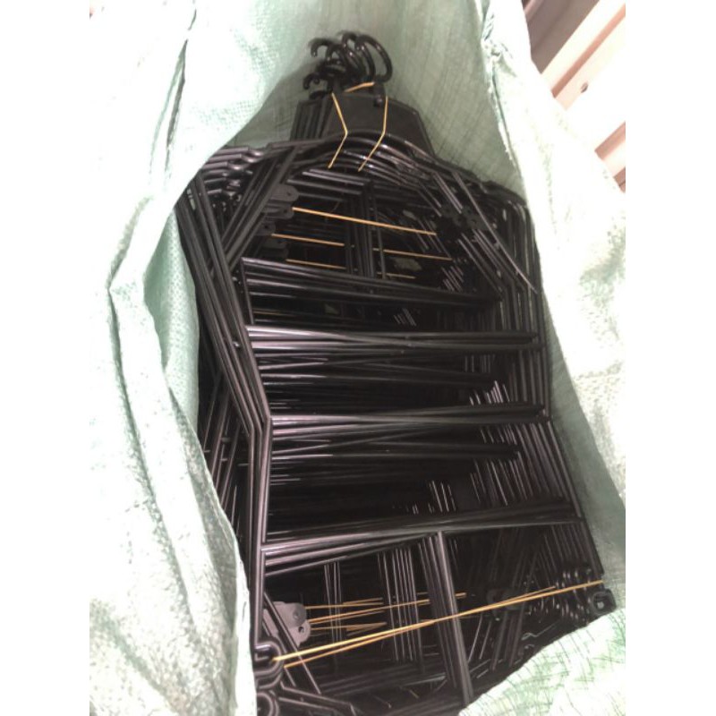 Móc bộ nhựa đen sét 10 cây