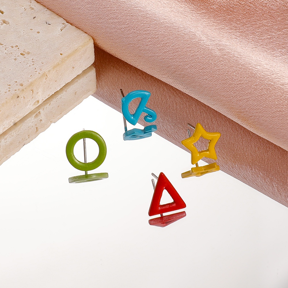 Set 4 khuyên tai họa tiết hình học nhiều màu sắc thời trang cho học sinh