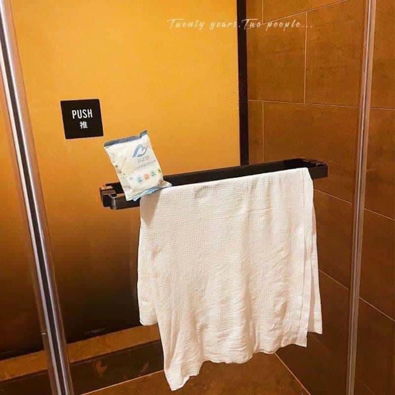 KHĂN TẮM NÉN vải cotton tiện lợi (70*140cm)