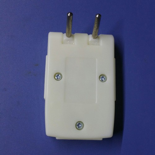 Phích cắm 3 chạc dẹt thông minh Ominsu