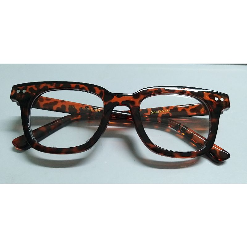 kính giả cận gọng chữ V hai chấm | BigBuy360 - bigbuy360.vn