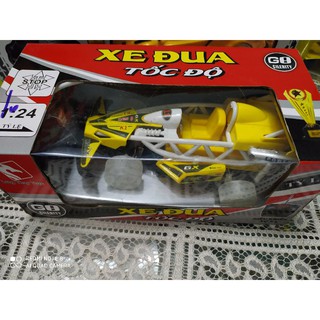 Xe đua điều khiển tốc độ 4 chiều bánh đèn