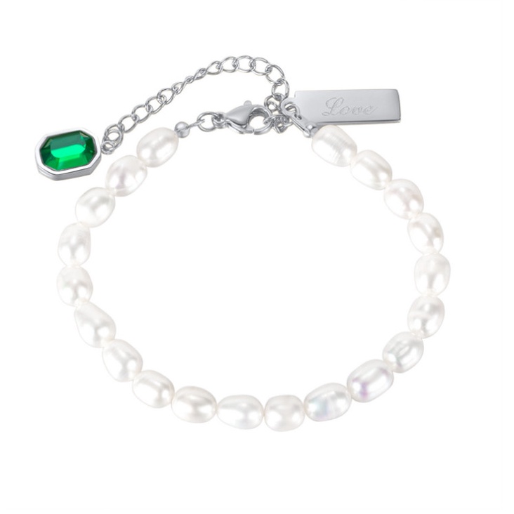 Lắc Tay Ngọc Mặt Chữ Love Và 1 Viên Đá Nhân Tạo Màu Xanh Titan Ko Đen TT 4166