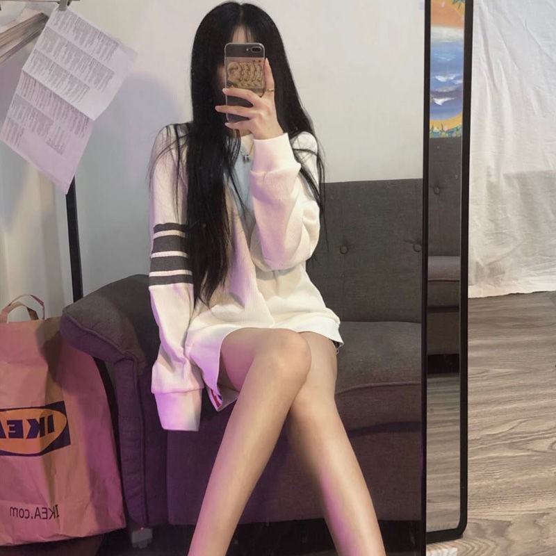 Áo nỉ dài tay họa tiết kẻ sọc vằn thời trang Hàn Quốc dành cho nữ