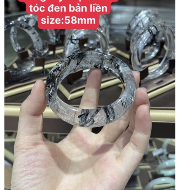 Vòng đeo tay bản liền đá TA tóc đen VIP