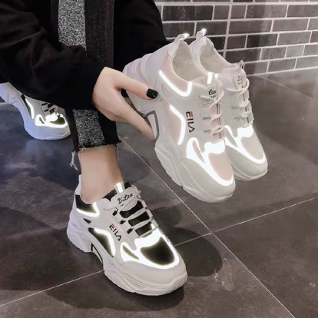 Giày thể thao nữ Ulzzang mã AKS đế cao 5cm 2 màu đen trắng phản quang phát sáng cá tính trê trung năng động mẫu mới rẻ | BigBuy360 - bigbuy360.vn
