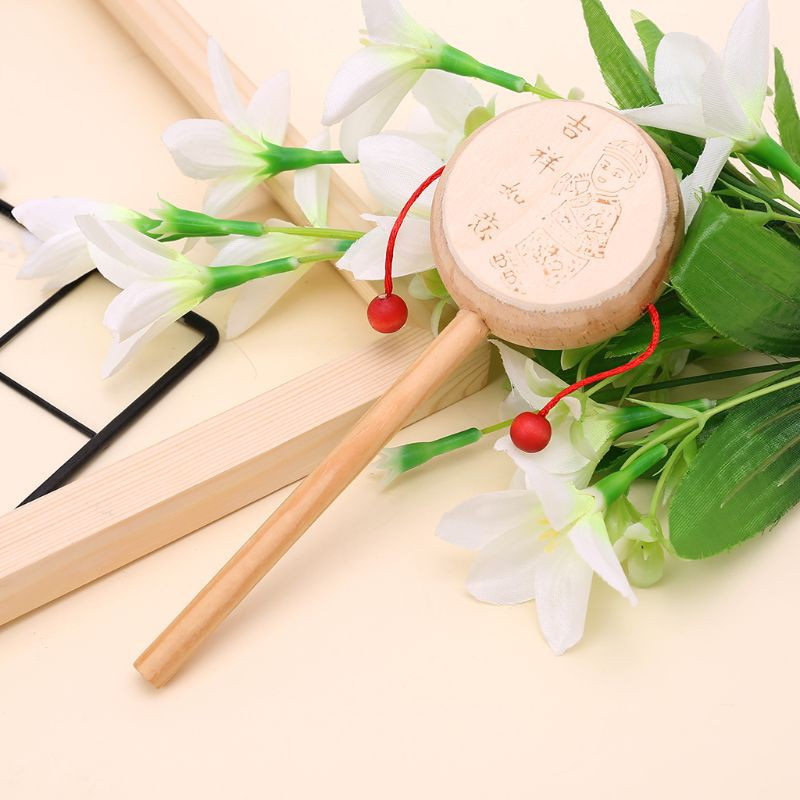 Trống Lục Lạc Gỗ Họa Tiết Hoạt Hình Dễ Thương Cho Bé