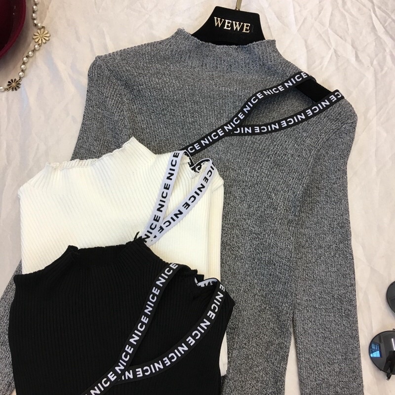 Áo len nữ cổ lỡ cutout vai chạy viền chữ thời trang thu đông | BigBuy360 - bigbuy360.vn