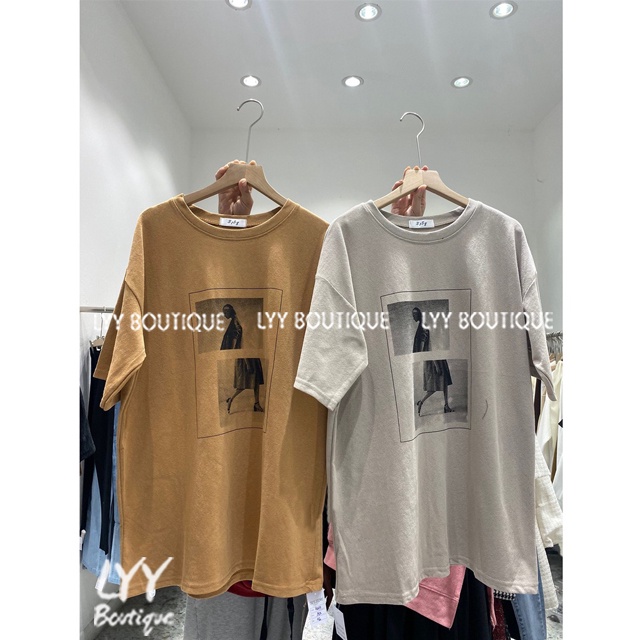 Áo phông nữ in hình cô gái form rộng 5 màu hot hit, Áo thun chất cotton Quảng Châu LYY BOUTIQUE