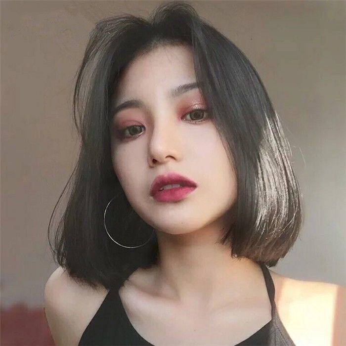 Bộ tóc giả ngắn ngang vai xoăn tự nhiên thời trang cho nữ