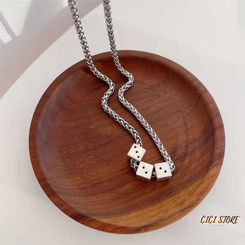 Vòng Cổ Xúc Xắc Hiphop Unisex Đường Phố Dành Cho Cả Nam Và Nữ