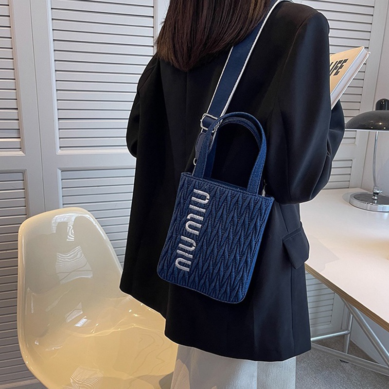 IELGY Túi Đeo Chéo denim In Chữ niche Thời Trang Cho Nữ
