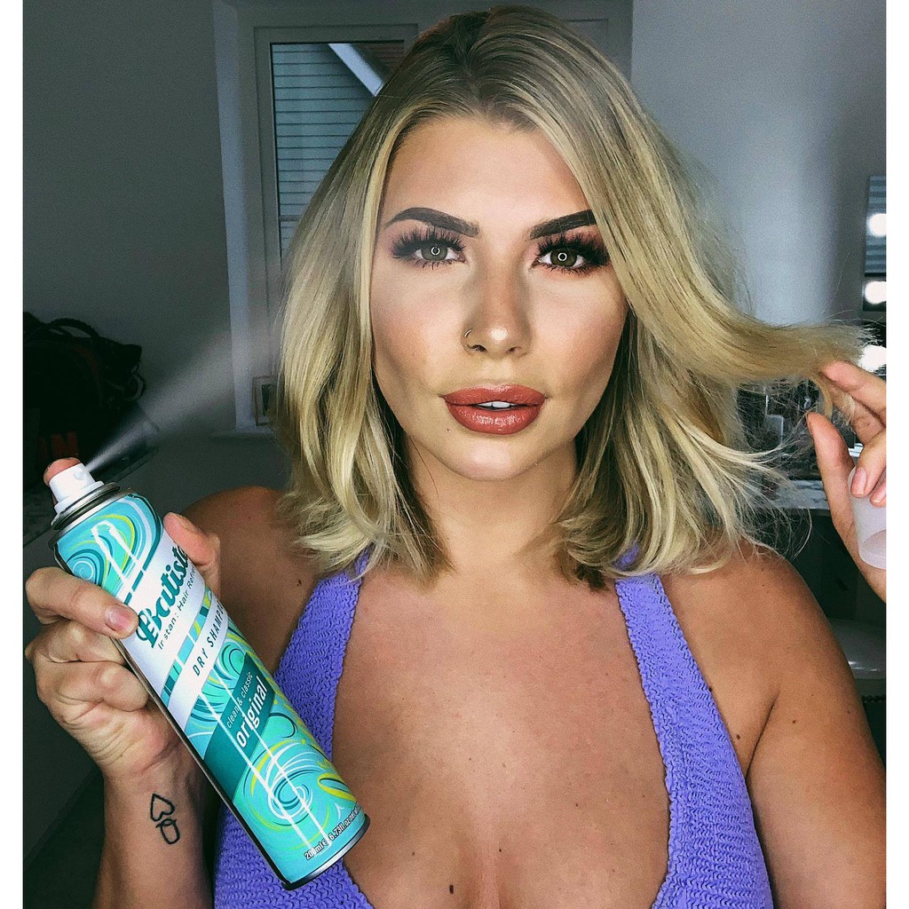 [ QUÀ TẶNG] Dầu Gội Khô Hương Cổ Điển Batiste Dry Shampoo Clean & Classic Original 200ml | BigBuy360 - bigbuy360.vn