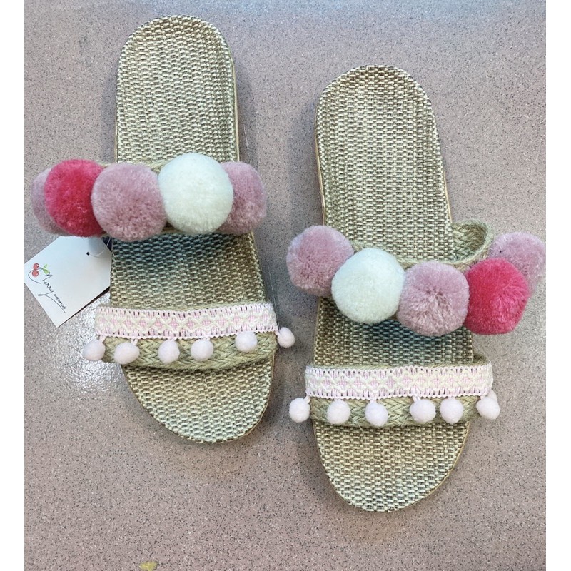 Dép cói đi biển tone hồng pastel phối cục bông to xinh iu