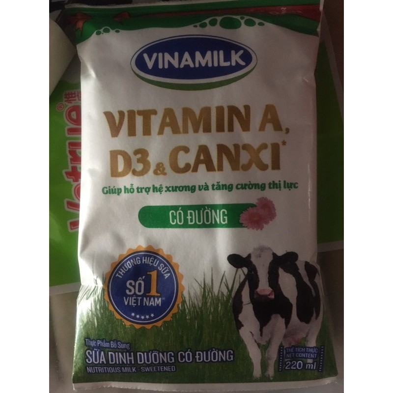 Sét 10  túi sữa Vinamil 220ml