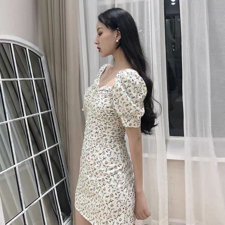 váy trễ vai , body tay phồng D08