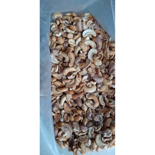 500 gr Hạt điều vỡ rang muối chưa tách vỏ
