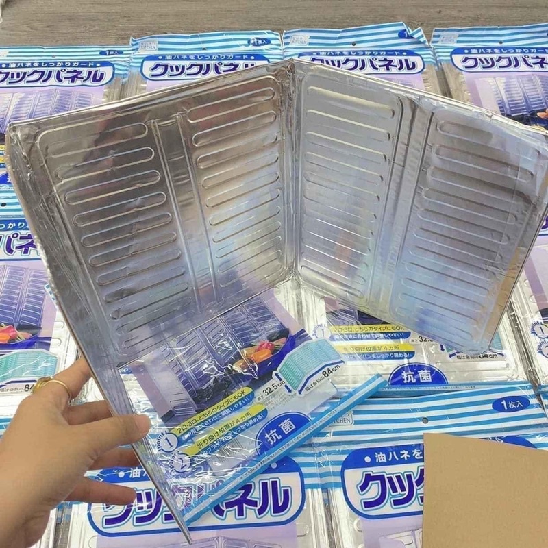 Tấm Chắn Dầu Mỡ Tiện Dụng Cho Nhà Bếp