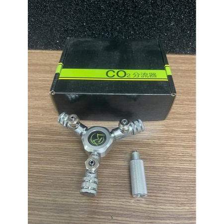 Van chia 3 Co2 Mufan