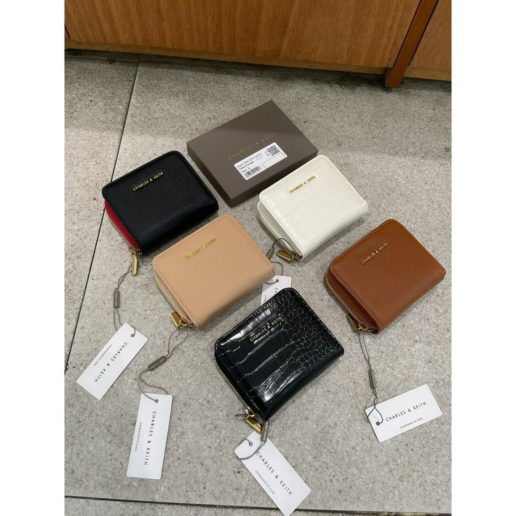 Ví cầm tay CNK full hộp xinh