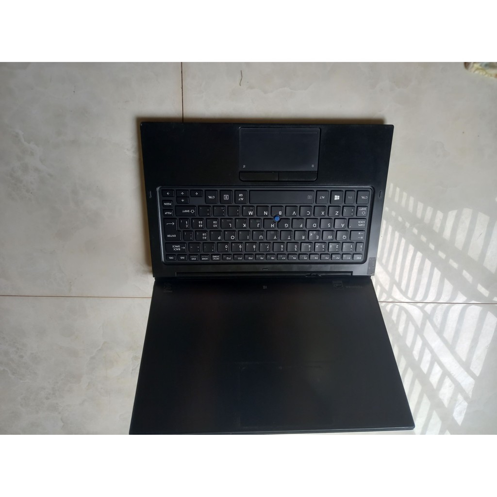 laptop toshiba porgete z20t b core m 5y71 ram 8g ssd 128g man full hd | BigBuy360 - bigbuy360.vn