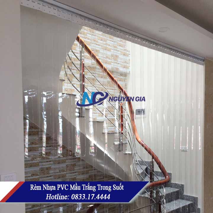 Rèm nhựa PVC (C1.8m) ngăn lạnh, cản bụi.