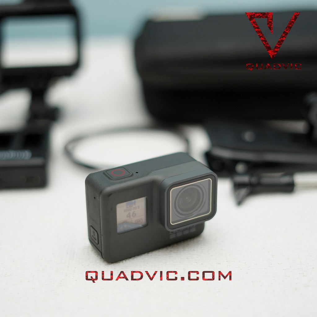 Combo máy quay action camera Gopro 5 hero 5 black + thẻ nhớ 32GB +bộ phụ kiện NZ00004 QUADVIC | BigBuy360 - bigbuy360.vn