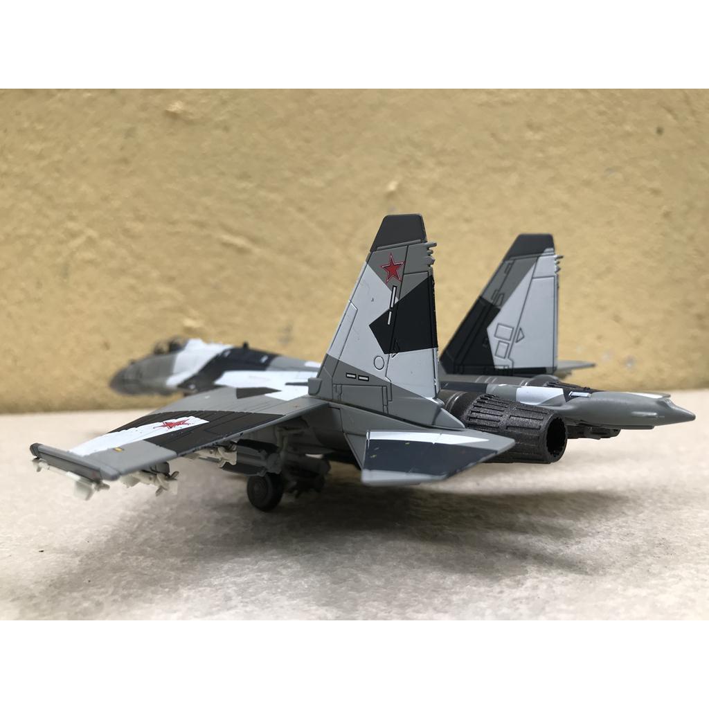 Mô hình Máy bay SU-35 Super Flanke - 1:100