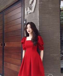 ĐẦM CỔ VUÔNG PLI (KÈM HÌNH THẬT)