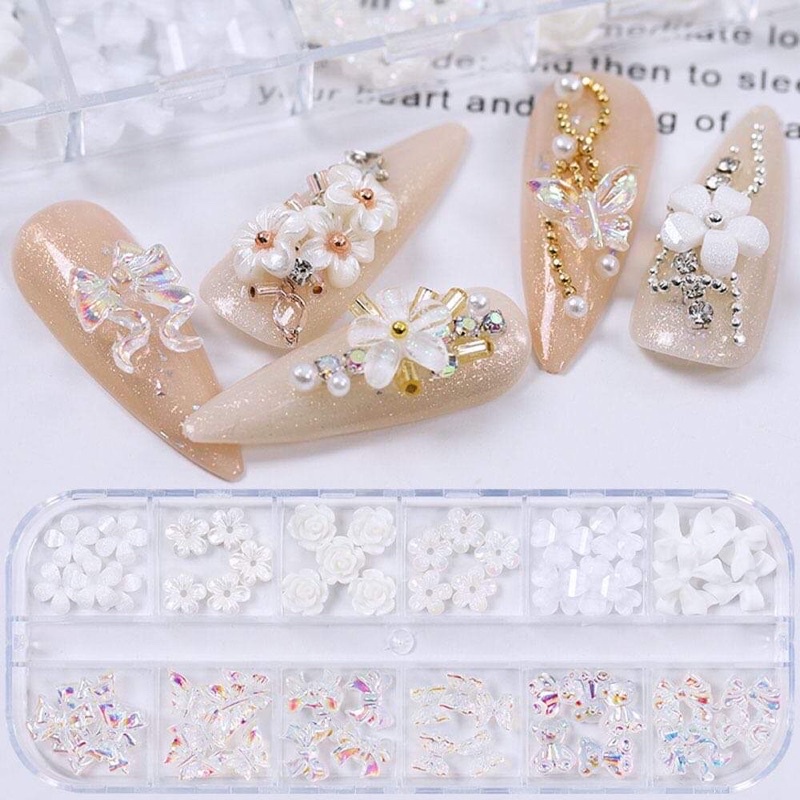 Cham nơ thạch mix hoa trắng 12 ngăn dài