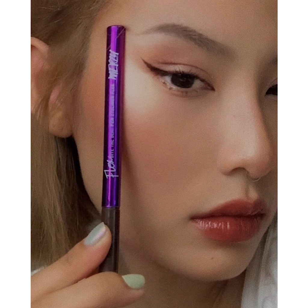 Bút kẻ mắt nước Merzy Bite The Beat Pen Eyeliner Flex 0.6g