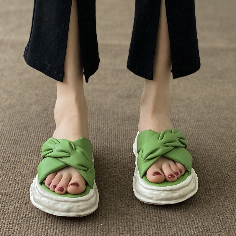 Dép Sandal Đế Dày Chống Trượt Phong Cách Mới Thời Trang Mùa Hè Dành Cho Nữ