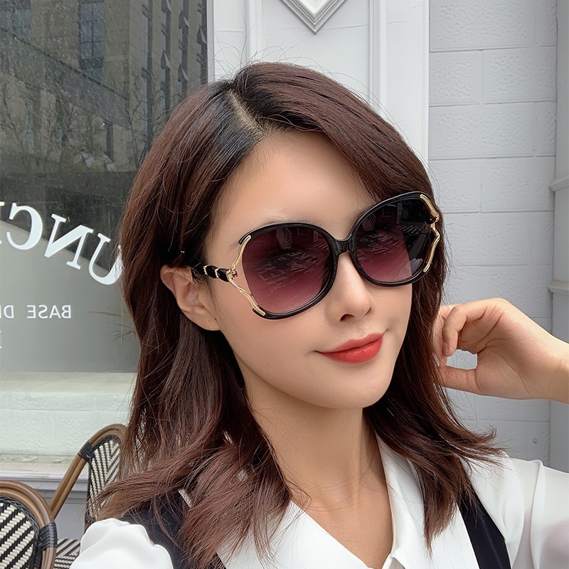 Kính Mát Gọng Oval Chống Tia UV Thời Trang