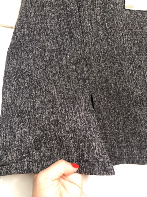 Váy liền thân cổ thắt nơ thanh lịch, trẻ trung