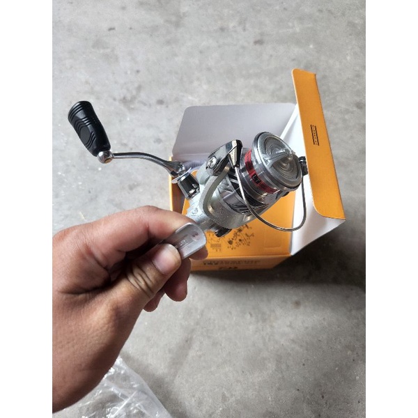 máy câu daiwa chính hãng crossfire LT 2500 - 3000