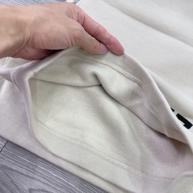 Set Quần Áo FOG Fear Of God ESSENTIALS SS22 1977 Wheat, Combo bộ quần áo FOG ESSENTIALS nam