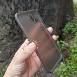 Ốp lưng lụa Iphone 11 Pro Max hiệu Benks siêu mỏng 0.4 mm màu xám