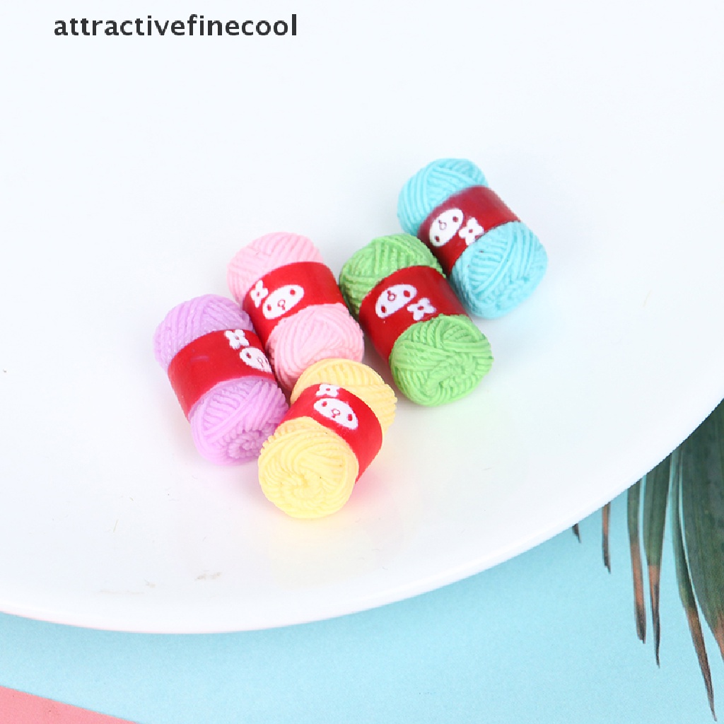 Set 5 Quả Bóng Len Mini Tỉ Lệ 1: 12 Dùng Để Trang Trí Nhà Búp Bê