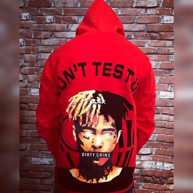 Hoodie đỏ hình ( ảnh thật )