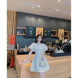 ĐẦM GẤM XỐP TAY PHỒNG KÈM HOA