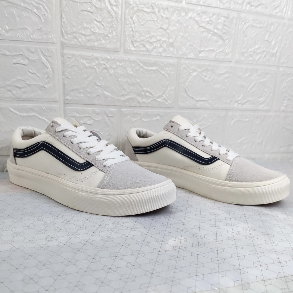 Giày Thể Thao V Style36 Sọc Xanh, Đỏ Fullbox