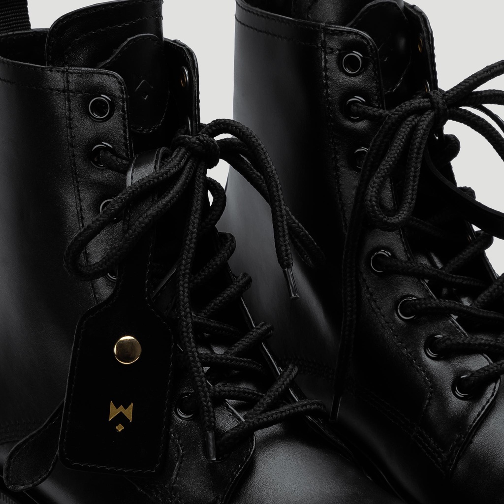 Giày Boot Nam Nữ THE CHUNKY WOLF Combat Boots - Đen