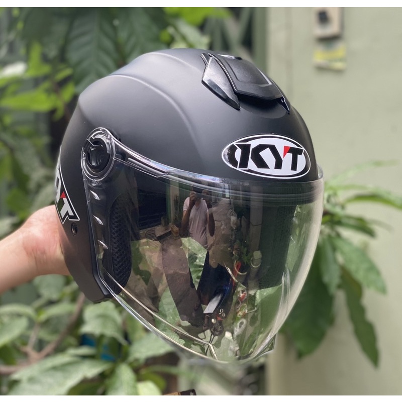 MŨ BẢO HIỂM 3/4 1 KÍNH XH01 ĐEN NHÁM CỰC NGẦU, TẶNG LOGO KYT VÀ BH 12 tháng