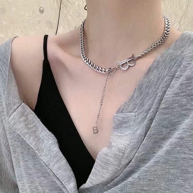 Vòng cổ Ngắn Bằng Thép Không Gỉ Mặt Chữ B Cá Tính Cho Nữ