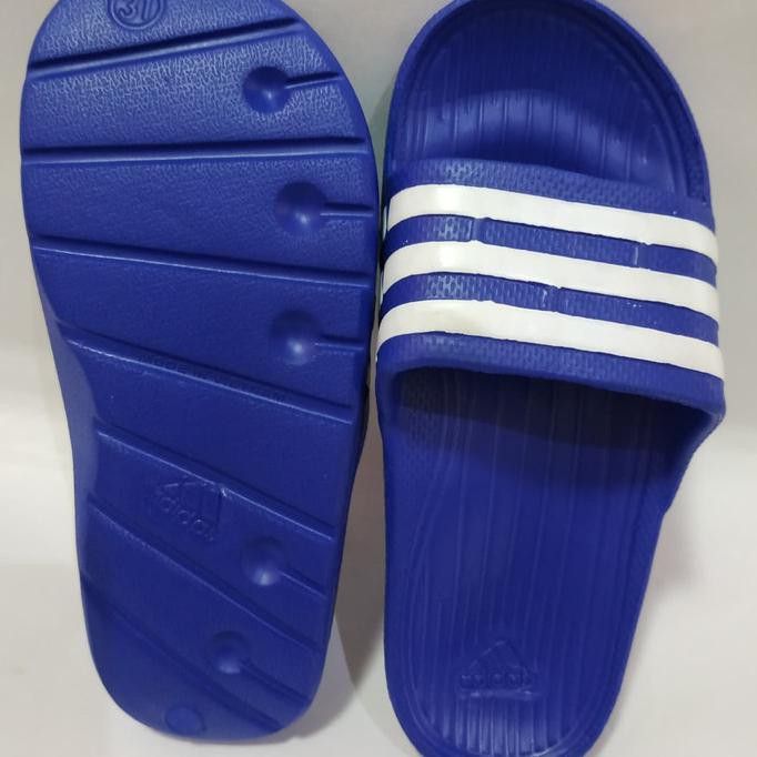 Giày Sandal Adidas S26-35 Nhập Khẩu Cao Cấp Cho Bé