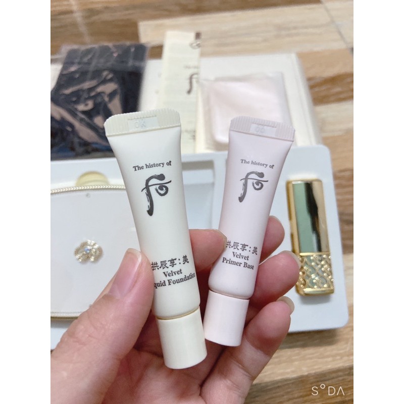 Set phấn phủ whoo đông y tặng kèm 3 món.